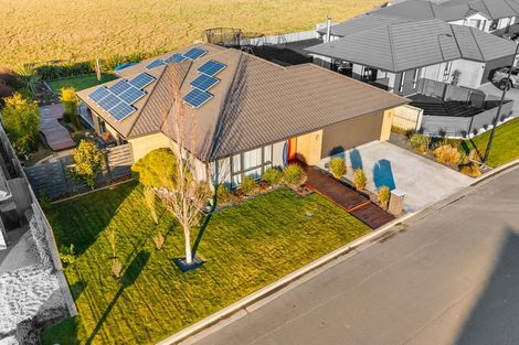 Photo of property in 5 Catchpole Place, Woodend, 7610