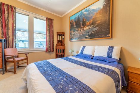 Photo of property in 206 Talbot Street, Geraldine, 7930