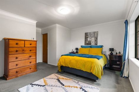 Photo of property in 7a Lake Road, Northcote, Auckland, 0627