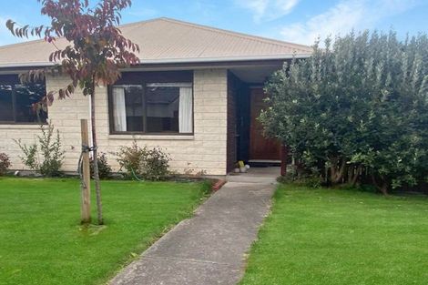 Photo of property in 2/16 Milton Street, Somerfield, Christchurch, 8024