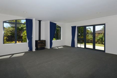 Photo of property in 16 Pebble Beach Boulevard, Te Kamo, Whangarei, 0112