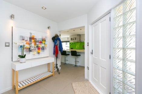 Photo of property in 1/1 Richmond Street, Fitzroy, New Plymouth, 4312