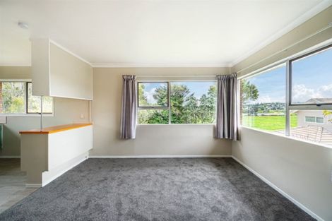 Photo of property in 2/40 Blakeborough Drive, Forrest Hill, Auckland, 0620