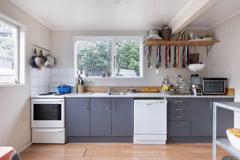 Photo of property in 44 Owhiro Bay Parade, Owhiro Bay, Wellington, 6023