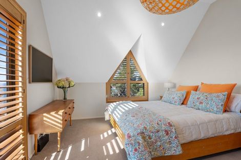 Photo of property in 10 Tuawera Terrace, Clifton, Christchurch, 8081
