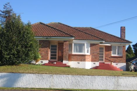 Photo of property in 19 Liverpool Street, Papakura, 2110