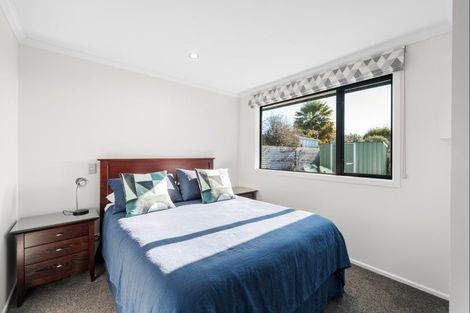 Photo of property in 10 Hyland Street, Wanaka, 9305