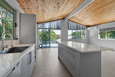 Photo of property in 6a Puketaha Road, Swanson, Auckland, 0816