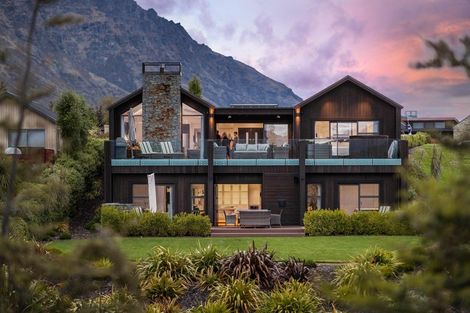 Photo of property in 12 Orford Drive, Jacks Point, Queenstown, 9371