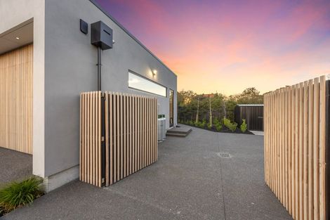 Photo of property in 67a Fendalton Road, Fendalton, Christchurch, 8014