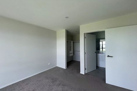 Photo of property in 11 Irving Place, Hobsonville, Auckland, 0616