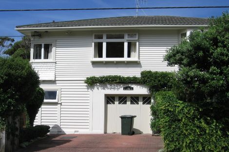 Photo of property in 51 Severn Street, Island Bay, Wellington, 6023