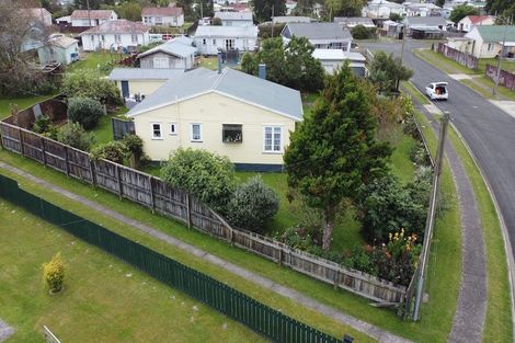 Photo of property in 2 Ettrick Place, Tokoroa, 3420