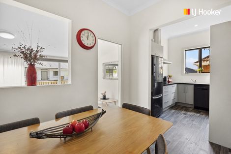 Photo of property in 156 Bay View Road, South Dunedin, Dunedin, 9012