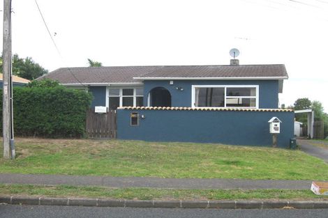 Photo of property in 1/4 Valley View Road, Glenfield, Auckland, 0629