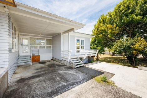 Photo of property in 2 Signal Street, Marton, 4710