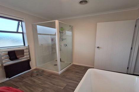 Photo of property in 18 Dee Street, Otane, 4202