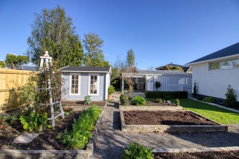 Photo of property in 38 Evesham Crescent, Spreydon, Christchurch, 8024