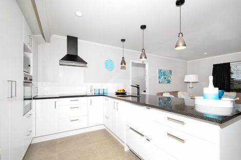 Photo of property in 4 Mescal Street, Massey, Auckland, 0614