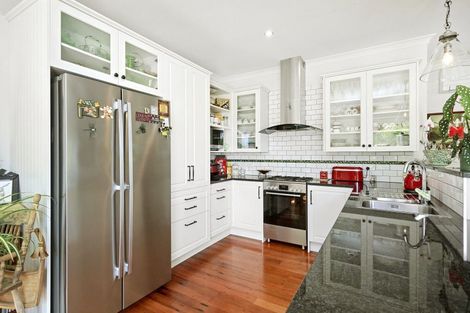 Photo of property in 339a Main Road North, Brown Owl, Upper Hutt, 5018