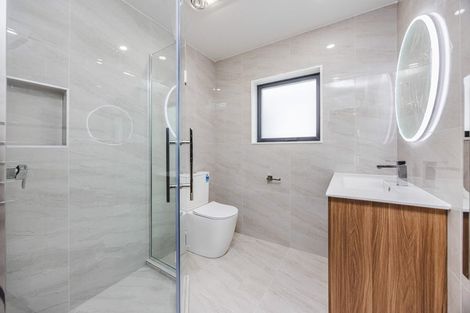 Photo of property in 14b Friesian Drive, Mangere, Auckland, 2022