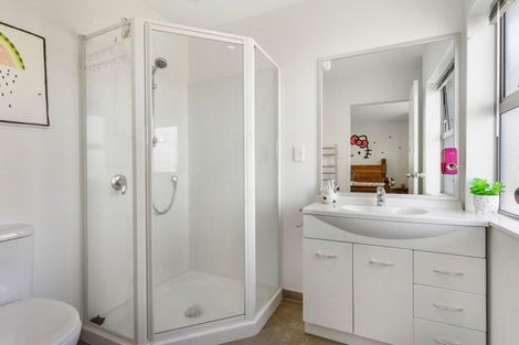 Photo of property in 1/26 Hollowout Street, Takanini, 2112