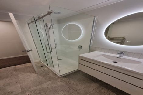 Photo of property in 38 Judkins Crescent, Cockle Bay, Auckland, 2014