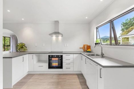 Photo of property in 207 Grandview Road, Nawton, Hamilton, 3200