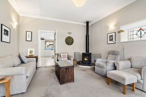 Photo of property in 211 The Parade, Island Bay, Wellington, 6023