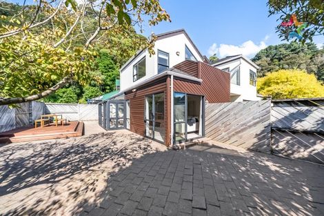 Photo of property in 1/27 Mawson Street, Waiwhetu, Lower Hutt, 5010