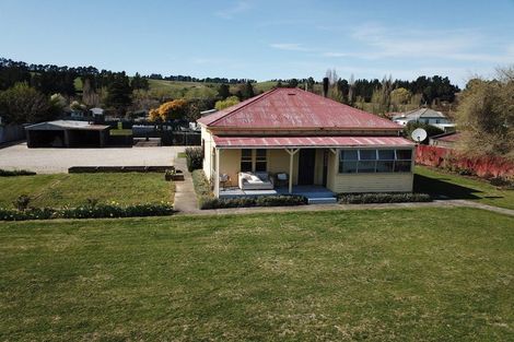 Photo of property in 36 Leslie Street, Waiau, 7332