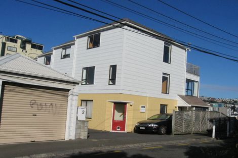 Photo of property in 2u3 Hood Street, Mount Victoria, Wellington, 6011