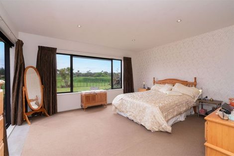 Photo of property in 68 Waitarere Rise Avenue, Waitarere, Levin, 5510