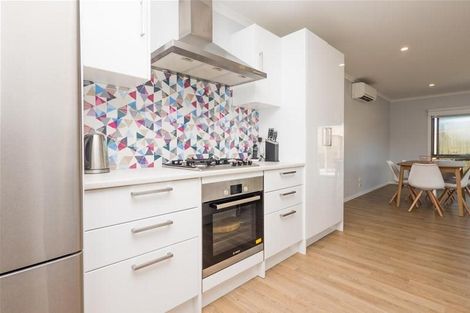 Photo of property in 7 Nikau Place, Hawera, 4610