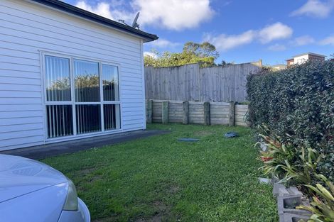 Photo of property in 151 Tiriwa Drive, Massey, Auckland, 0614