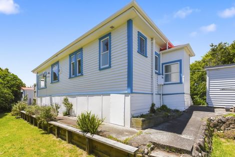 Photo of property in 15 Golf Road, Paraparaumu Beach, Paraparaumu, 5032