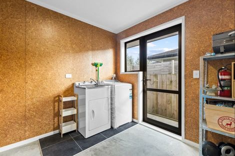 Photo of property in 8a Shetland Place, Westbrook, Palmerston North, 4412