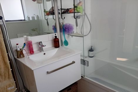 Photo of property in 21 Baycroft Avenue, Parkvale, Tauranga, 3112