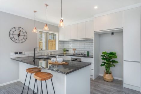 Photo of property in 10/15u Onukutara Place, Huntington, Hamilton, 3281