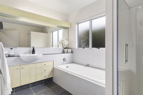 Photo of property in 48 Smiths Road, Matua, Tauranga, 3110