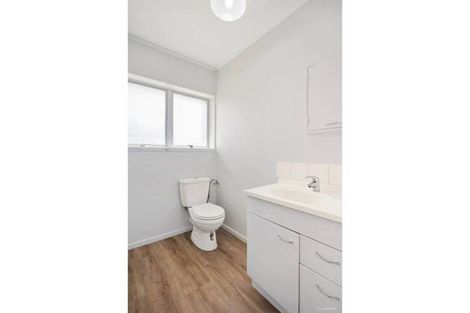 Photo of property in 1/9 Pratt Street, Papakura, 2110