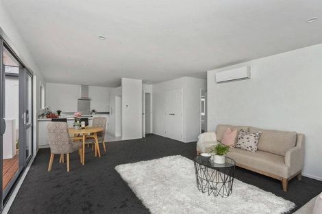 Photo of property in 2/4 Tintagel Lane, Burwood, Christchurch, 8083