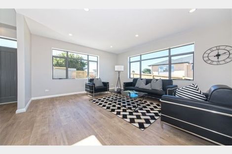 Photo of property in 218 Metcalfe Road, Ranui, Auckland, 0612