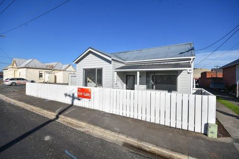 Photo of property in 76 Wesley Street, South Dunedin, Dunedin, 9012