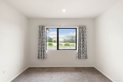 Photo of property in 6 Rere Awa Road, Glenbrook, 2681