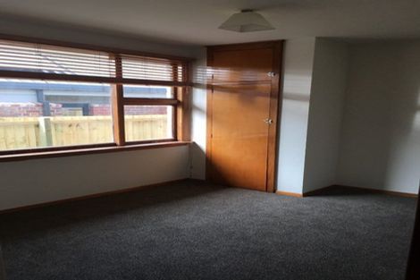 Photo of property in 2/124 Wilsons Road South, Saint Martins, Christchurch, 8022