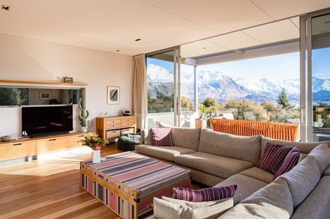 Photo of property in 9 Mount Gold Place, Wanaka, 9305