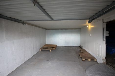 Photo of property in 47 Link Road, Newlands, Wellington, 6037