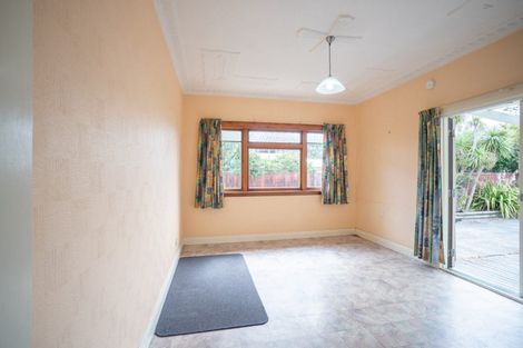 Photo of property in 10 Matamau Street, Palmerston North, 4414