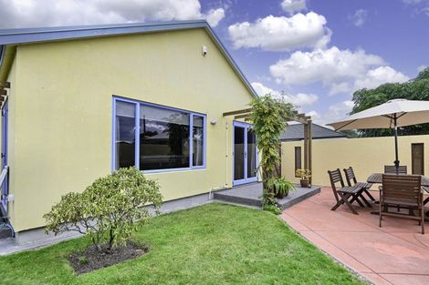 Photo of property in 201 Karaitiana Street, Frimley, Hastings, 4120